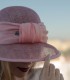 Sombrero rosa lazo central