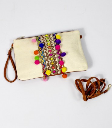 Bolso pompones