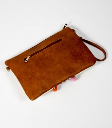 Bolso pompones